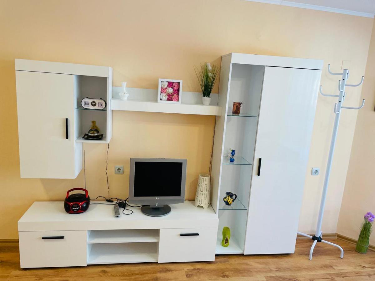 Елегантна Стая За Гости Стефи В Центъра На Казанлък, Партер Ngoại thất bức ảnh